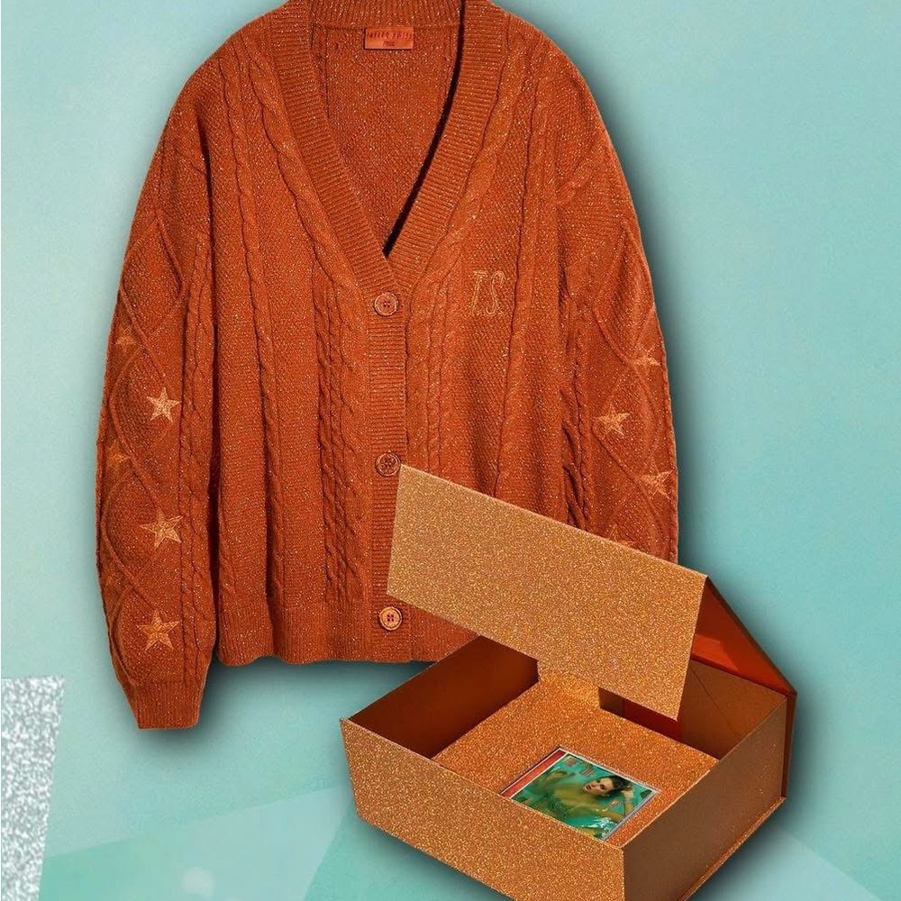 Taylor Swift - The Life of a Showgirl Cardigan Box Set XS/S